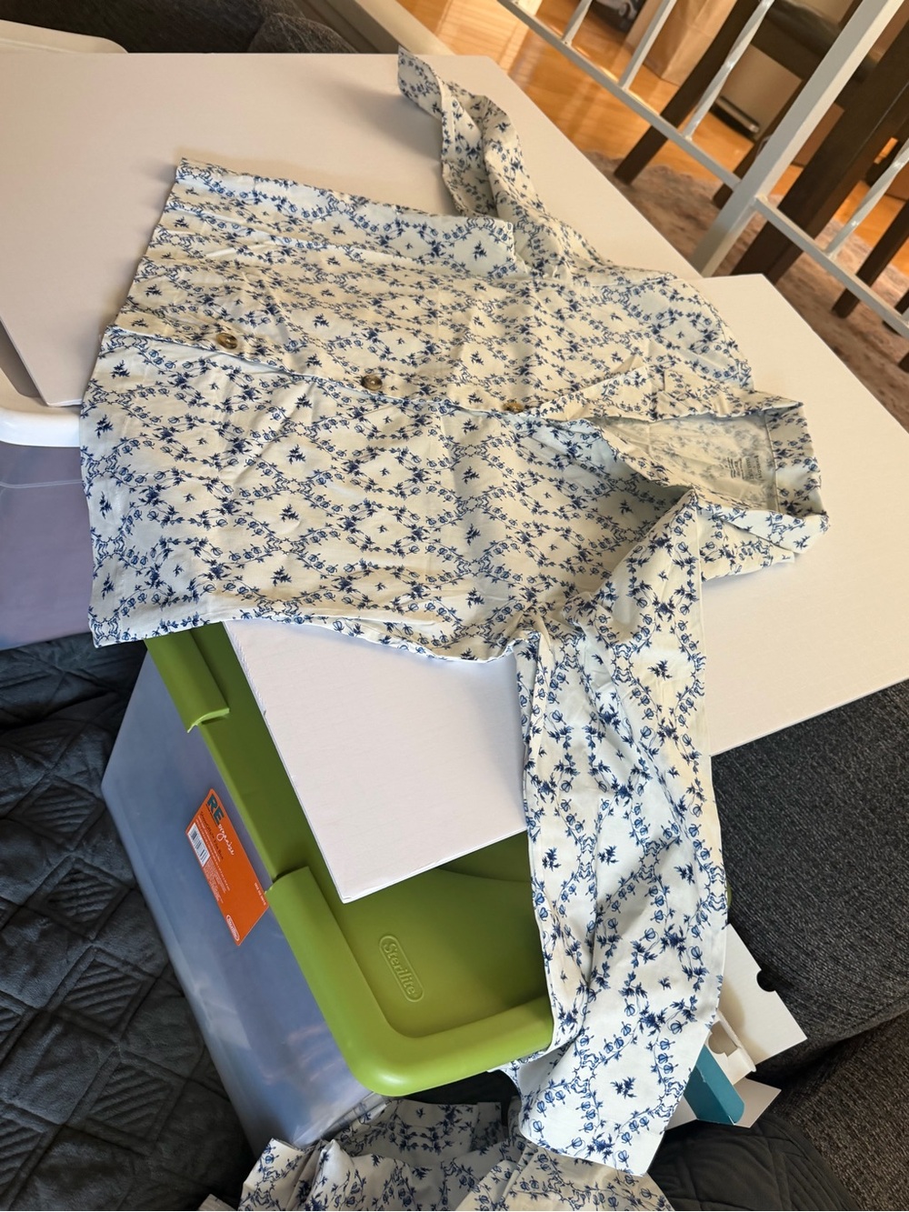 ThirdLove Cream Top with Blue Floral Print light material perfect for summer - Picture 3 of 10